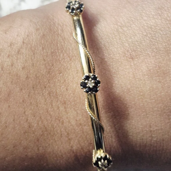 Vintage 14k Yellow Gold Sapphire Diamond Floral Bangle Bracelet - Picture 6 of 11